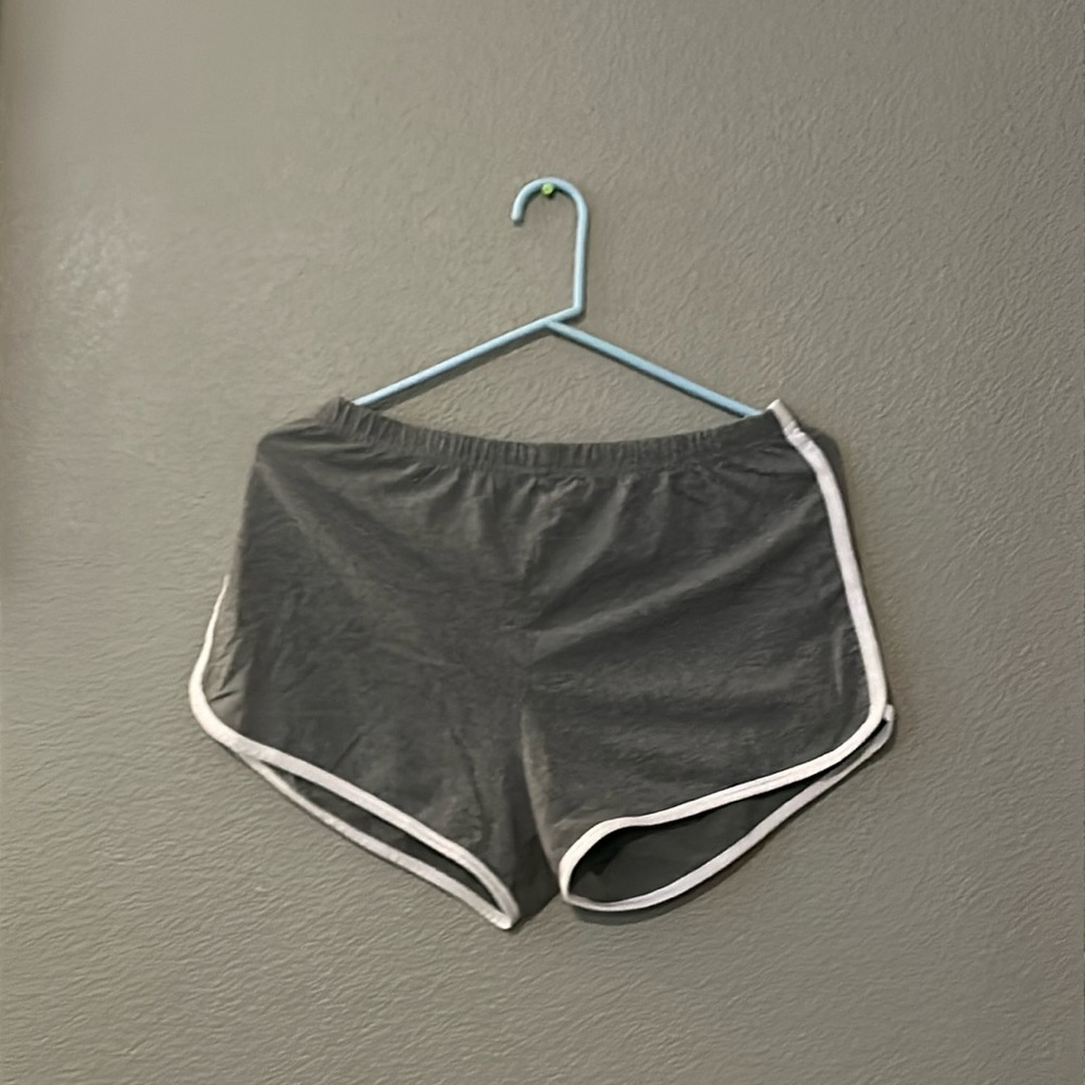 Women’s Comfy Shorts, Size XL